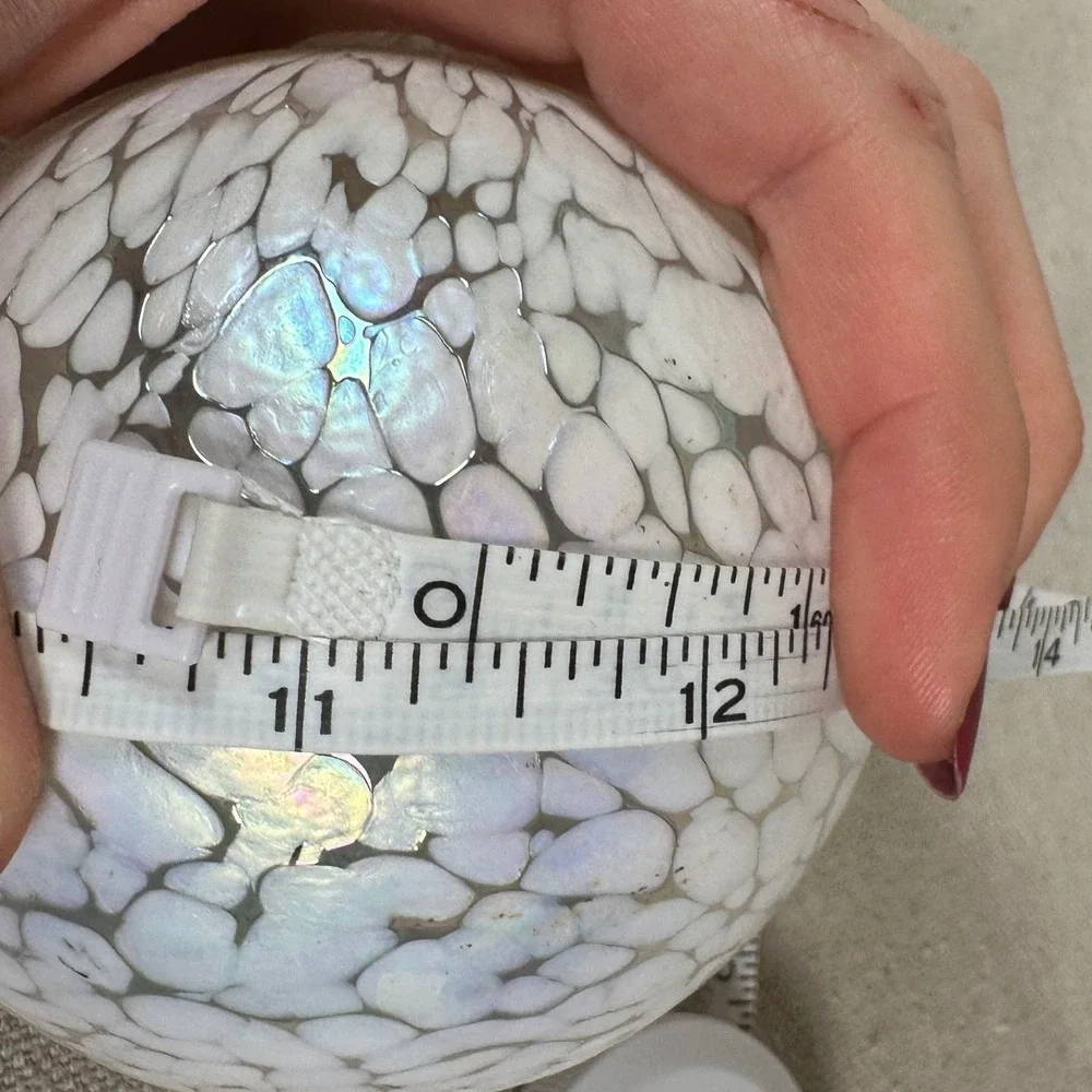 Art Glass Iridescent White Mottled Orb Bud Vase Hand Blown‎ Round small opal